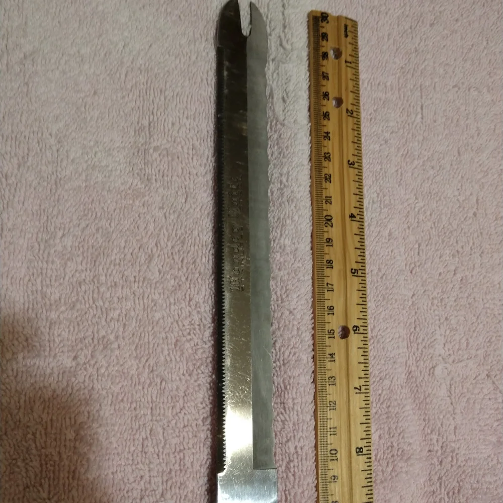 Vintage Wonder Serrated CARVING KNIFE 14 inches Blades both sides